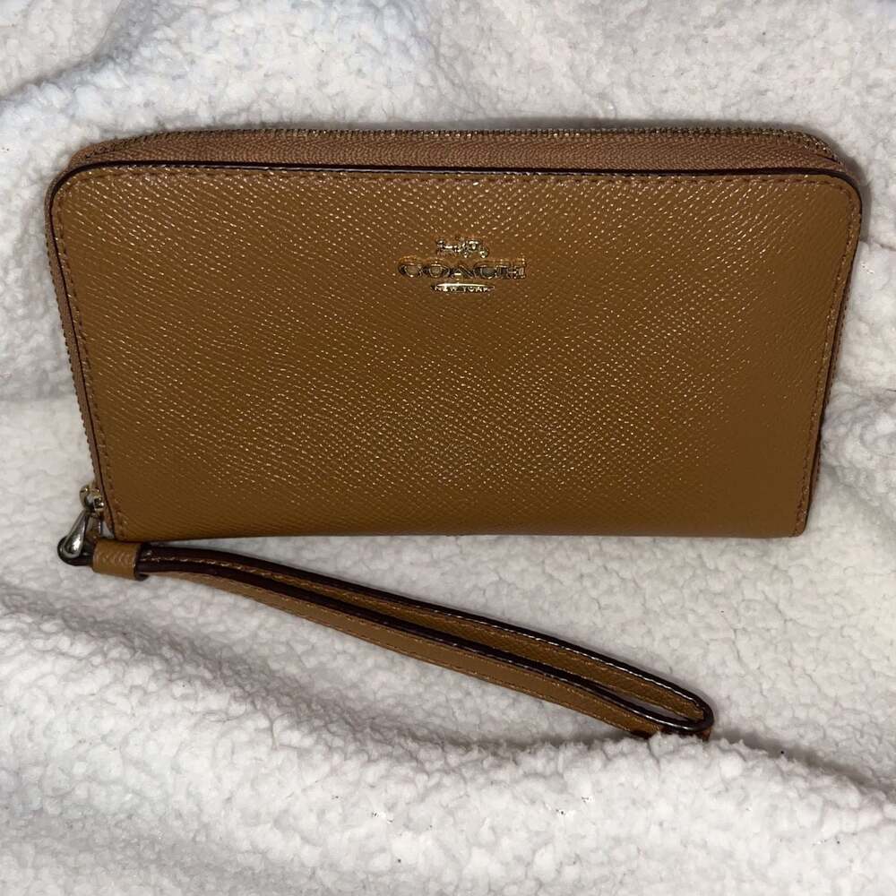 Coach Crossgrain Leather Medium Zip Around Wallet in Saddle
